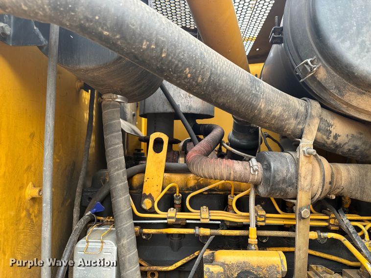 image for item ND9337 1999 John Deere 770CH motor grader