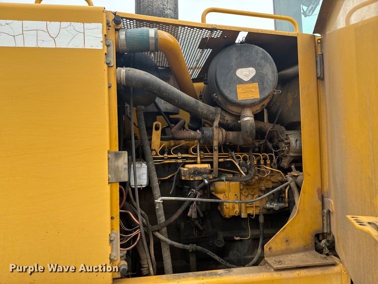 image for item ND9337 1999 John Deere 770CH motor grader