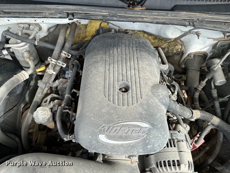 image for item ND9340 2005 Chevrolet Silverado 2500 HD pickup truck