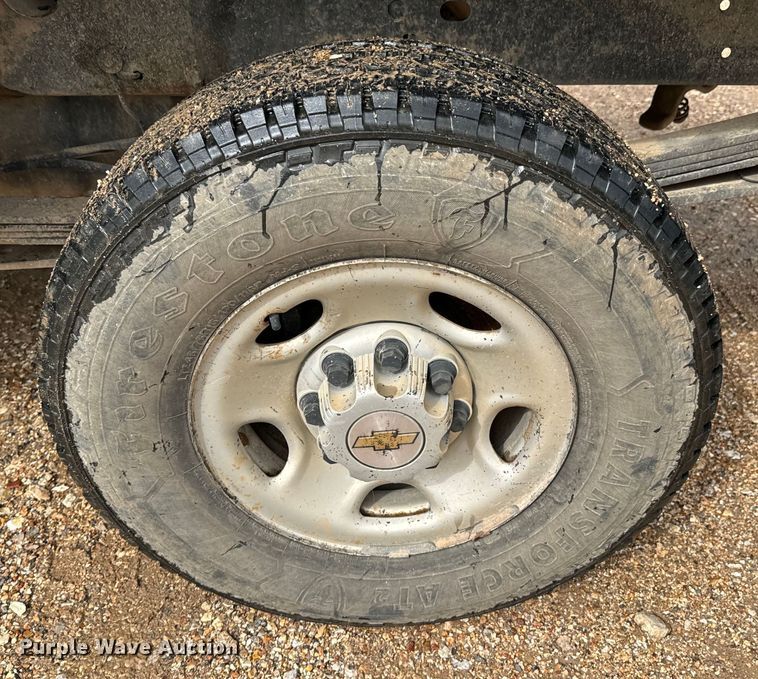 image for item ND9340 2005 Chevrolet Silverado 2500 HD pickup truck