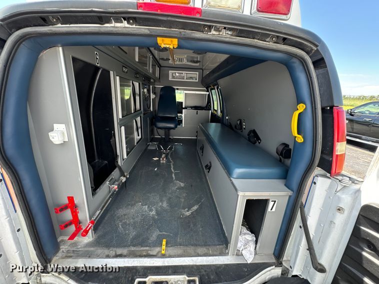 image for item ND9346 2008 Chevrolet Express ambulance