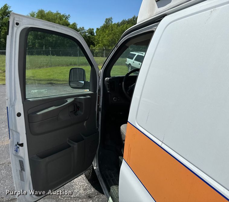 image for item ND9346 2008 Chevrolet Express ambulance