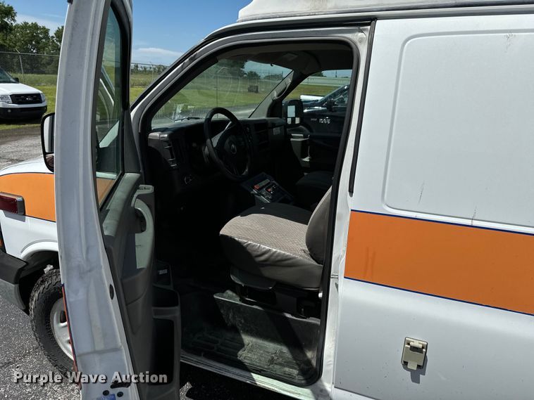 image for item ND9346 2008 Chevrolet Express ambulance