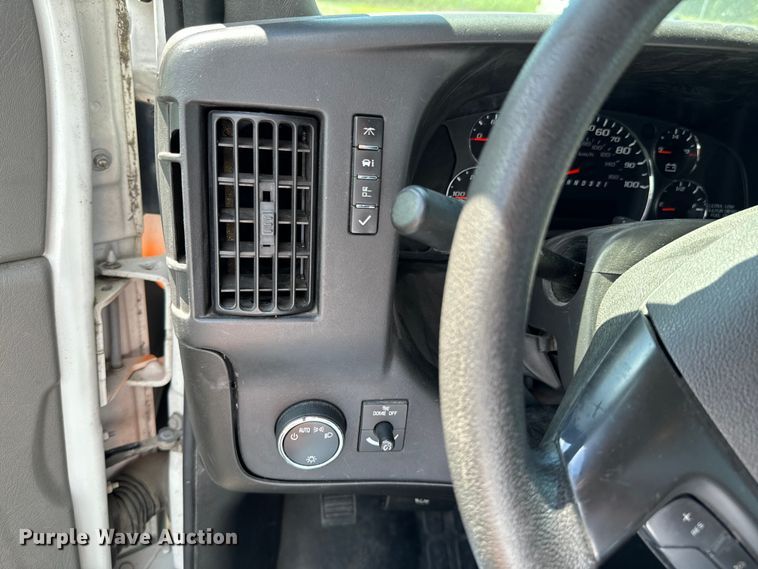 image for item ND9346 2008 Chevrolet Express ambulance