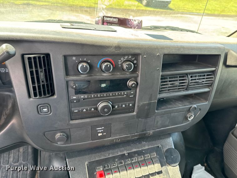 image for item ND9346 2008 Chevrolet Express ambulance