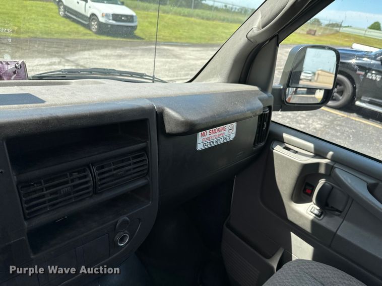 image for item ND9346 2008 Chevrolet Express ambulance