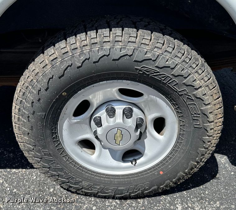 image for item ND9346 2008 Chevrolet Express ambulance