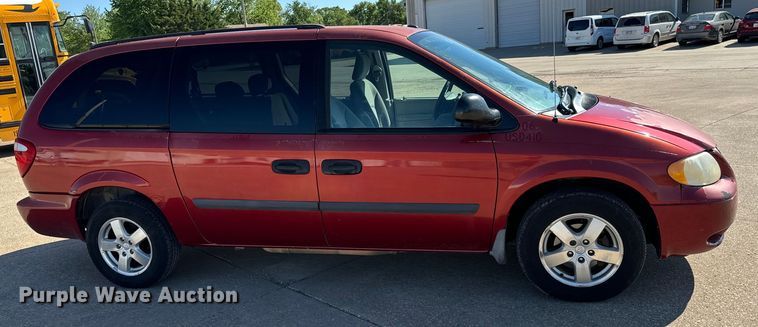 image for item NL9819 2006 Dodge Grand Caravan van
