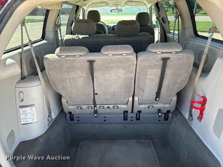 image for item NL9819 2006 Dodge Grand Caravan van
