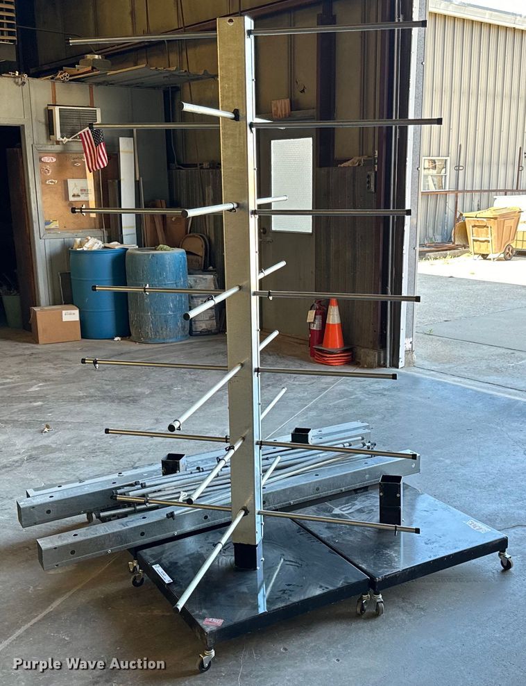 image for item NL9821 (4) helmet racks