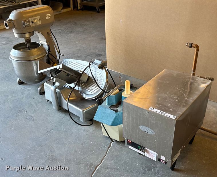 image for item NL9825 Restaurant equipment 