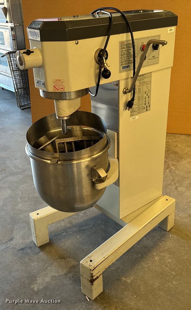 image for item NL9826 Titan GP630F mixer
