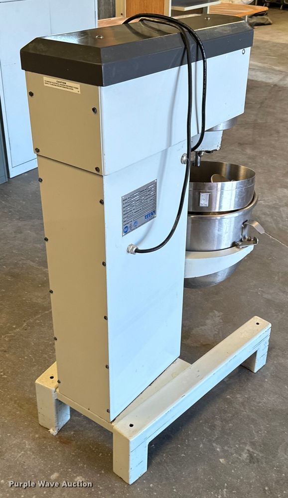 image for item NL9826 Titan GP630F mixer