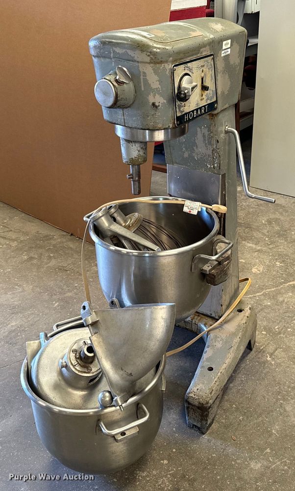 image for item NL9827 Hobart  D-300 mixer