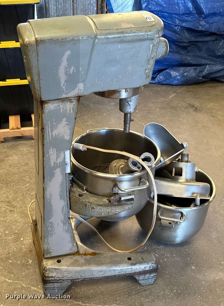 image for item NL9827 Hobart  D-300 mixer