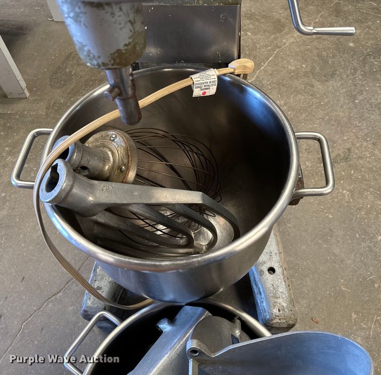 image for item NL9827 Hobart  D-300 mixer