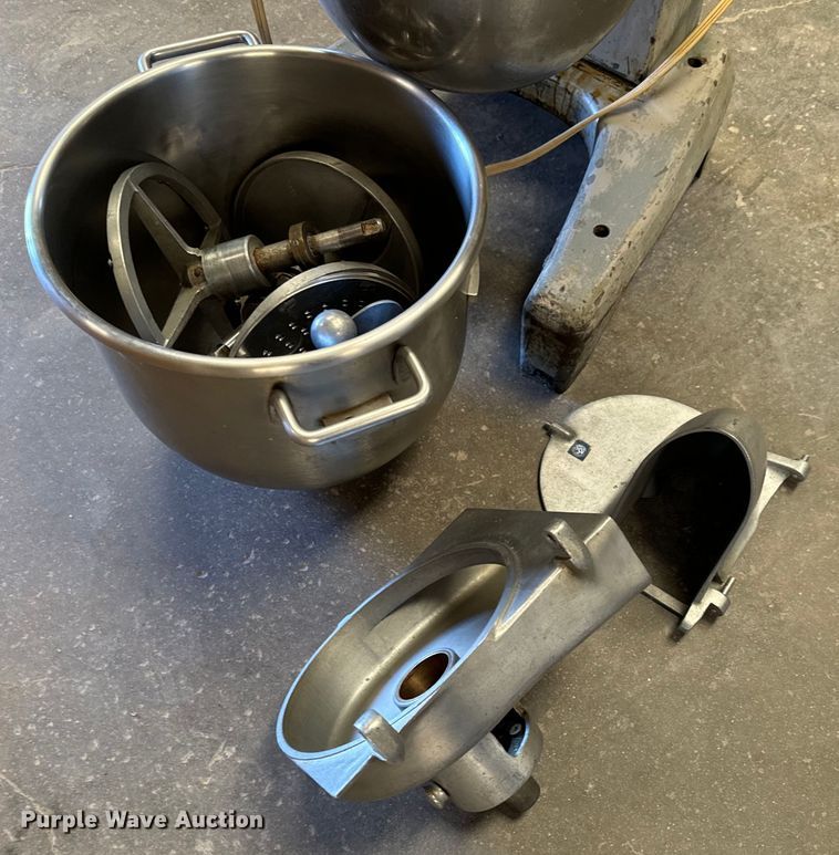 image for item NL9827 Hobart  D-300 mixer