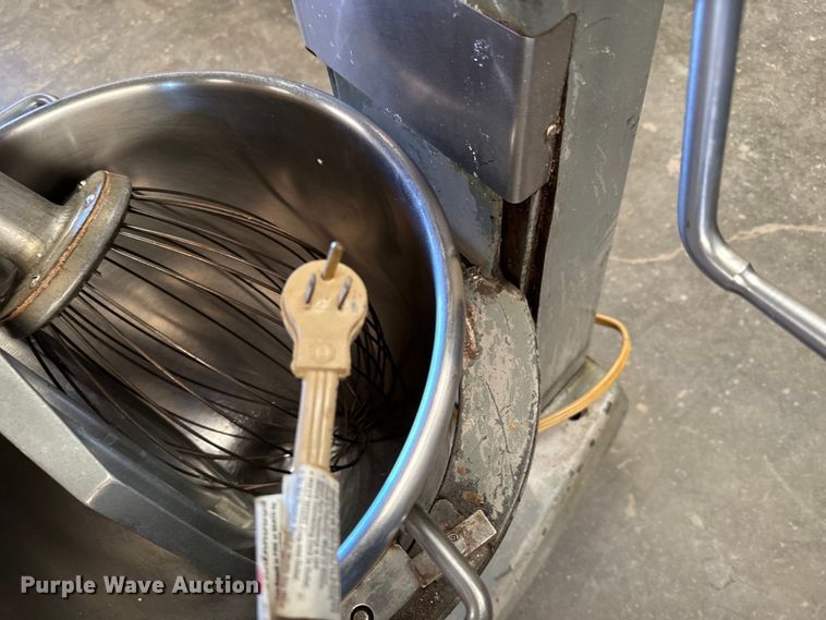 image for item NL9827 Hobart  D-300 mixer