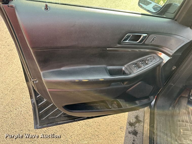 image for item NT9117 2019 Ford Explorer Police Interceptor SUV