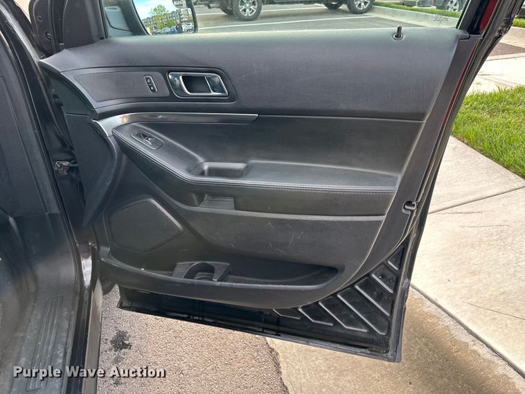 image for item NT9117 2019 Ford Explorer Police Interceptor SUV