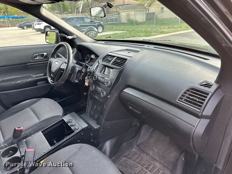 image for item NT9117 2019 Ford Explorer Police Interceptor SUV