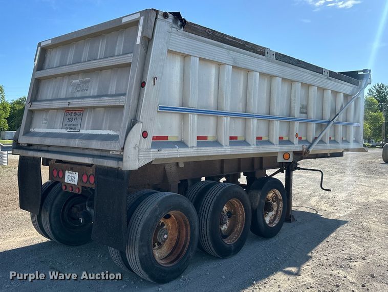 image for item NT9214 1994 Travis  T-102 end dump trailer