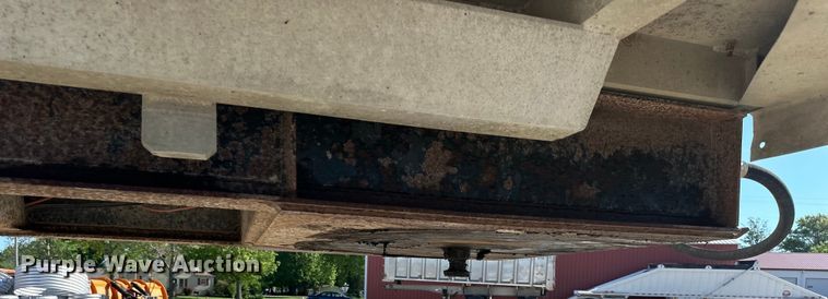 image for item NT9214 1994 Travis  T-102 end dump trailer