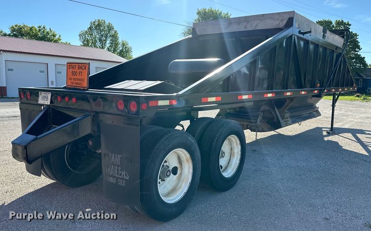 image for item NT9215 1993 Ranco bottom dump trailer