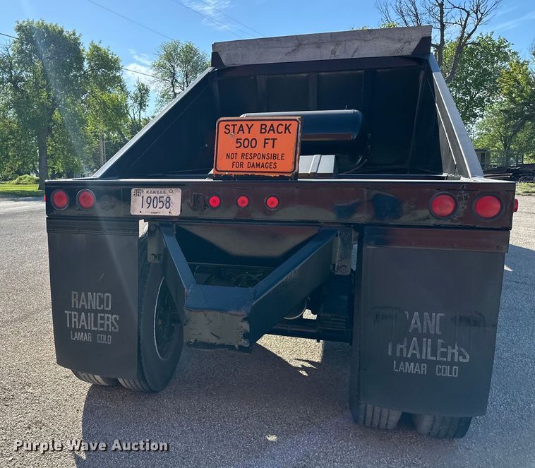 image for item NT9215 1993 Ranco bottom dump trailer
