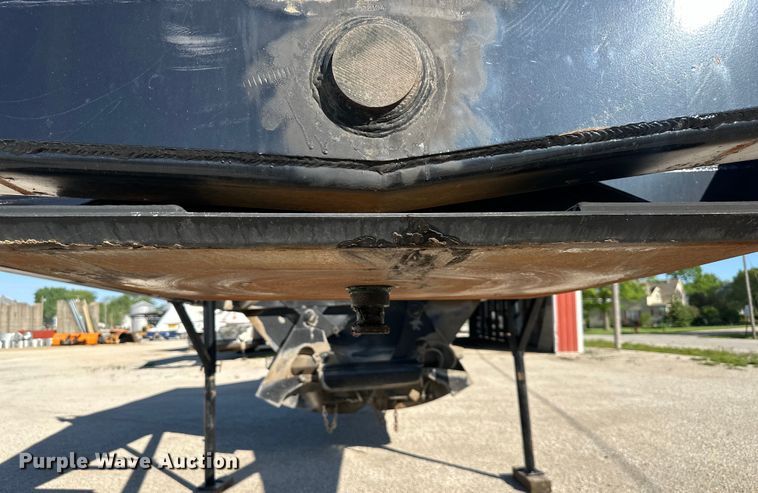 image for item NT9215 1993 Ranco bottom dump trailer