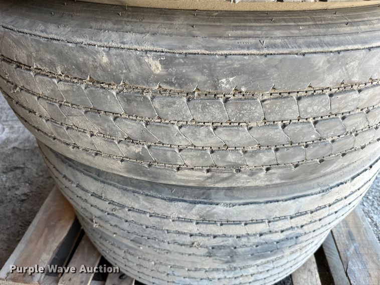 image for item NT9218 (10) 11R22.5 tires