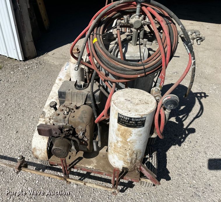 image for item NT9221 Speedy striper paint striper