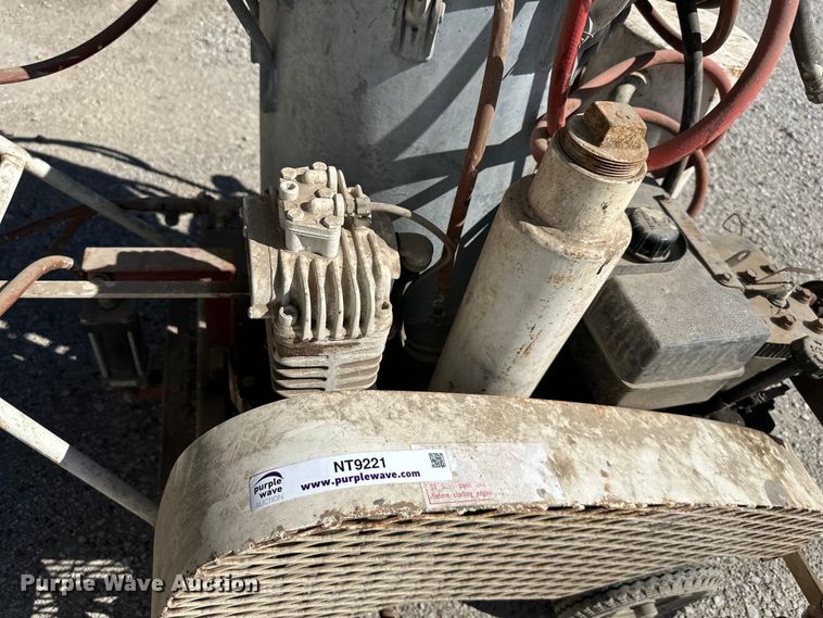 image for item NT9221 Speedy striper paint striper