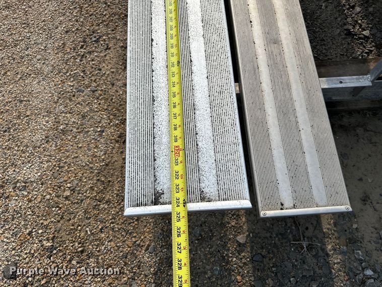 image for item NT9232 (3) Stadiums Unlimited bleachers