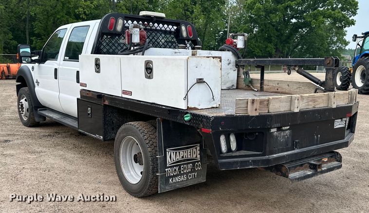 image for item NT9235 2016 Ford F450 Super Duty Crew Cab flatbed truck