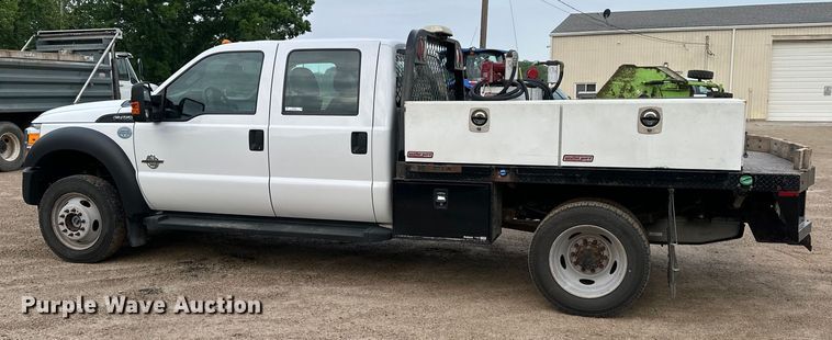 image for item NT9235 2016 Ford F450 Super Duty Crew Cab flatbed truck