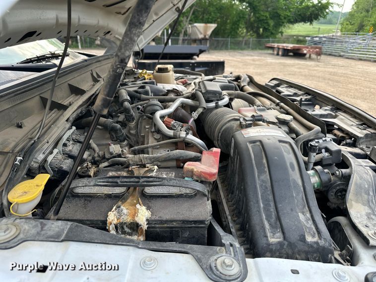 image for item NT9235 2016 Ford F450 Super Duty Crew Cab flatbed truck