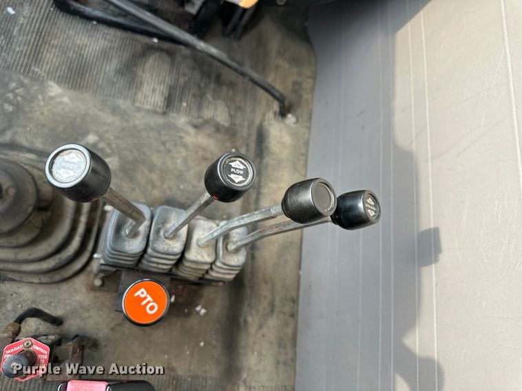 image for item NT9236 1996 International  4900 dump truck