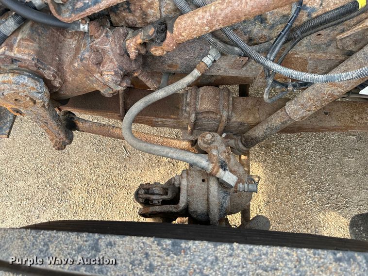 image for item NT9236 1996 International  4900 dump truck