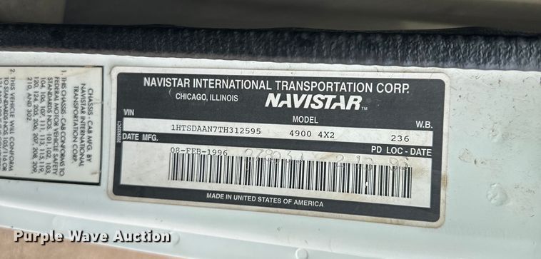 image for item NT9236 1996 International  4900 dump truck