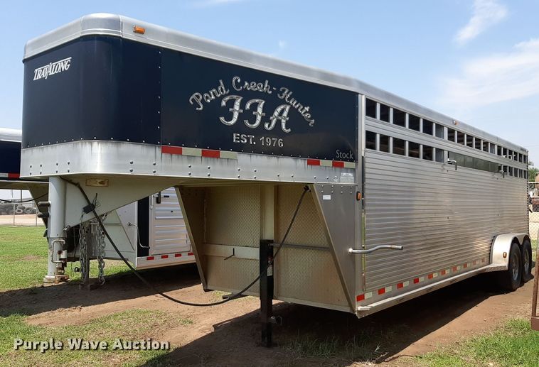 image for item NU9790 2010 Travalong livestock trailer