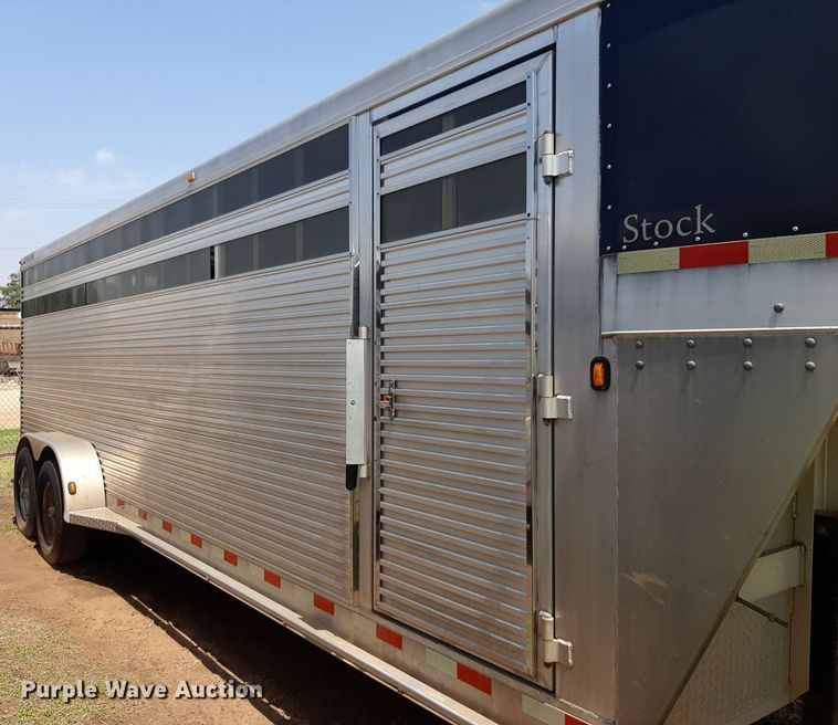 image for item NU9790 2010 Travalong livestock trailer