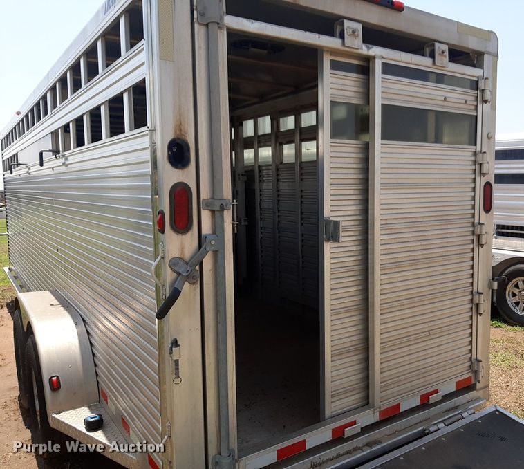 image for item NU9790 2010 Travalong livestock trailer