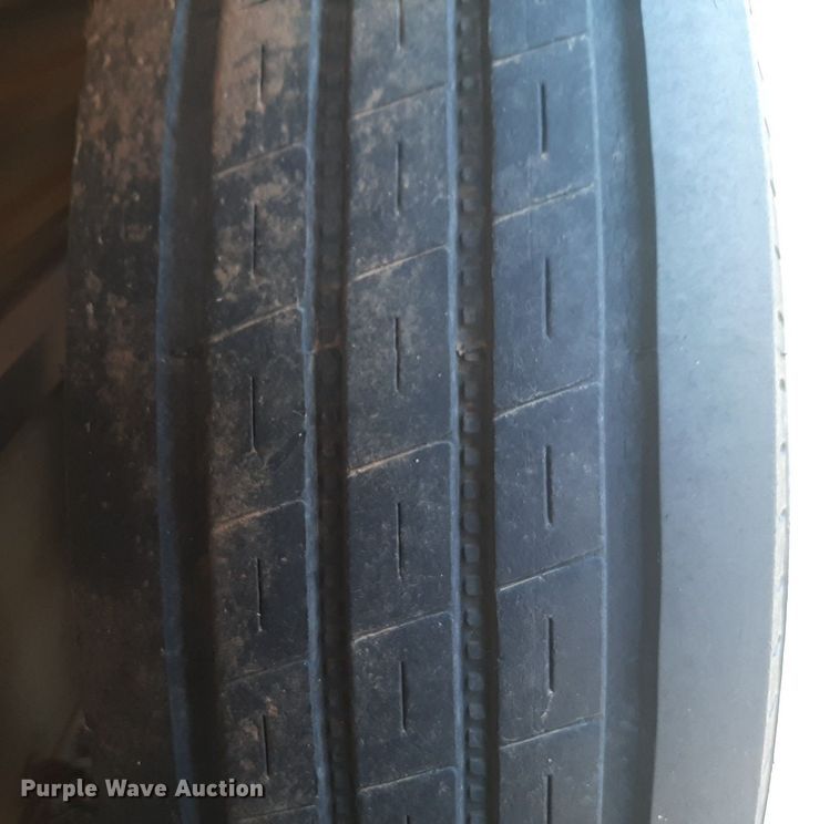 image for item NU9790 2010 Travalong livestock trailer