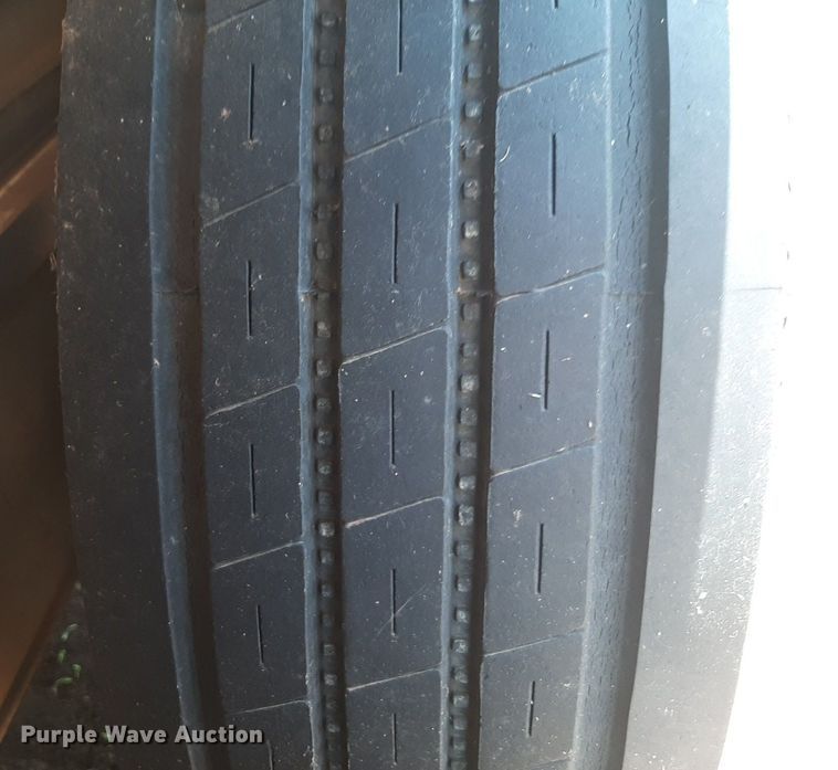 image for item NU9790 2010 Travalong livestock trailer