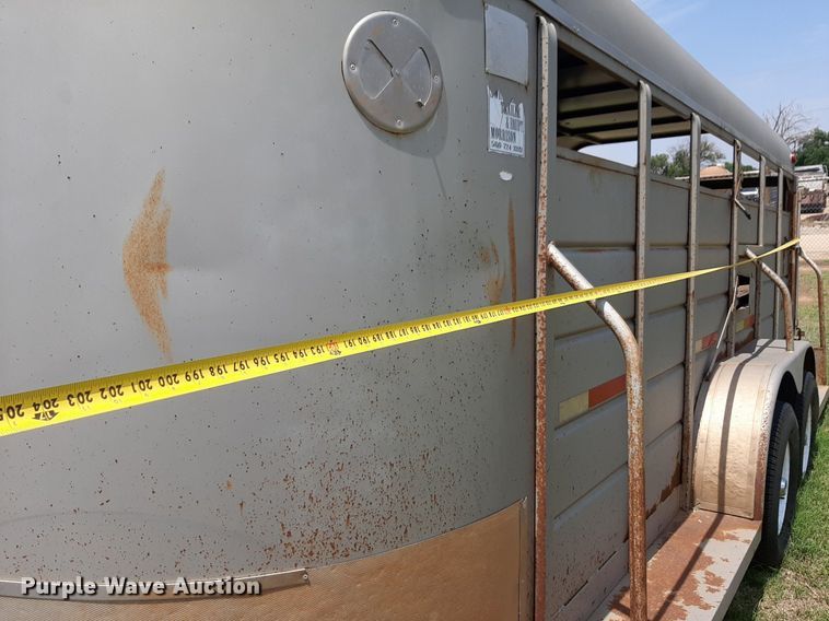 image for item NU9791 1998 WW livestock trailer