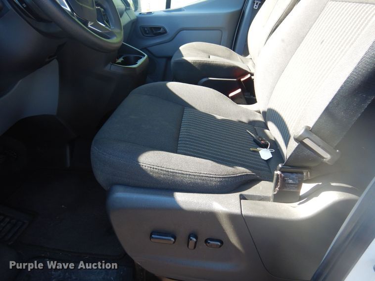 image for item NU9797 2016 Ford Transit 350 van