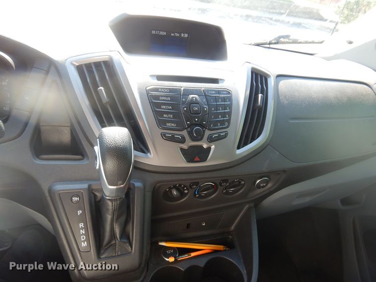 image for item NU9797 2016 Ford Transit 350 van