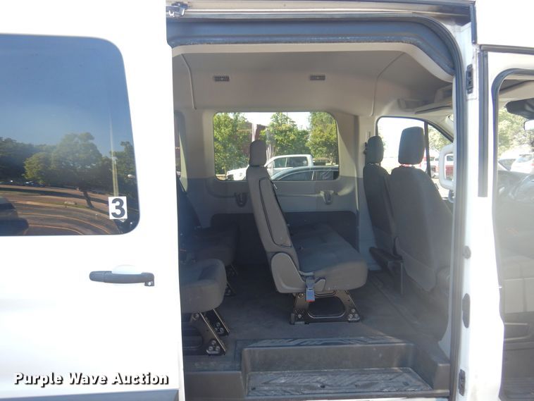 image for item NU9797 2016 Ford Transit 350 van