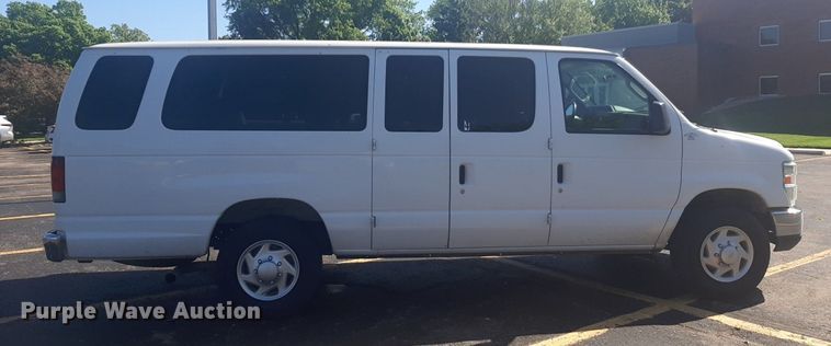 image for item NU9798 2009 Ford  E350 van